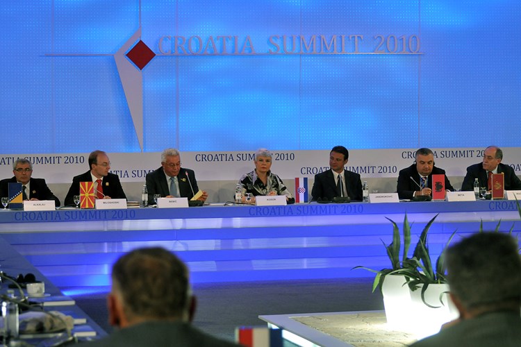 Slika /2016/Glavno tajništvo/ENG/novosti/Arhiva/zavrsio_croatia_summit_u_dubrovniku.jpg